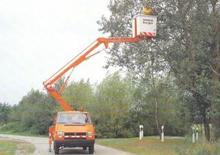 Tehergépkocsira szerelt csuklógémes munkaállványok Ruthmann V 80