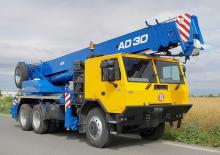 Tehergépkocsira szerelt teleszkópos daruk CKD Mobilni Jeraby AD 30
