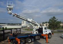 Tehergépkocsira szerelt teleszkópos munkaállványok Elliott Equipment G72F HiReach