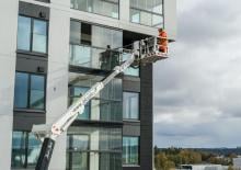 Tehergépkocsira szerelt teleszkópos munkaállványok Bronto Skylift S46XDT