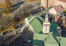 Tehergépkocsira szerelt teleszkópos munkaállványok Bronto Skylift S70XR