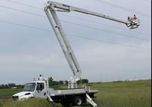 Tehergépkocsira szerelt teleszkópos munkaállványok Terex TL100