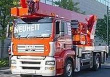 Tehergépkocsira szerelt teleszkópos munkaállványok WUMAG WT 370