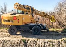 Teleszkópos kotrók Gradall XL 3300 V