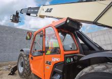 Teleszkópos rakodók JLG 1255
