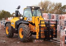 Teleszkópos rakodók JCB 506-23TC