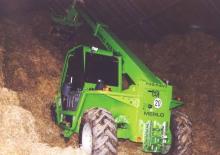 Teleszkópos rakodók Merlo P 35.7 EVT