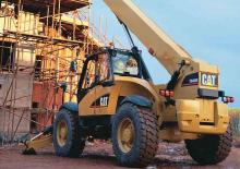 Teleszkópos rakodók Caterpillar TH 460 B