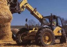 Teleszkópos rakodók Caterpillar TH220B