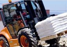 Terepjáró targoncák Ausa CH 320