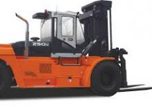 Terepjáró targoncák Doosan DV250S-7