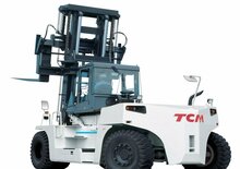 Terepjáró targoncák TCM FD300-3