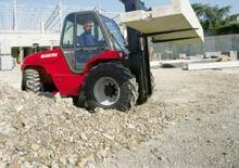 Terepjáró targoncák Manitou M 50.4