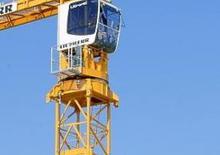 Toronydaruk - merevgém - felülforgó Liebherr 140 EC-H 6 **