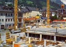 Toronydaruk - merevgém - felülforgó Liebherr 180 EC-B 10 *