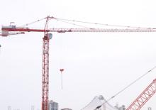 Toronydaruk - merevgém - felülforgó Potain MC 310 K12