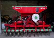 Vetőgépek Unia Focus T 700/3 L