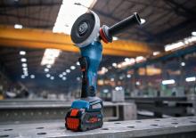 Vezetéknélküli sarokcsiszolók Bosch GWX 18V-15 PSC