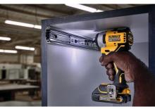 Vezetéknélküli ütvecsavarozók és csavarkulcsok DEWALT DCF809C2