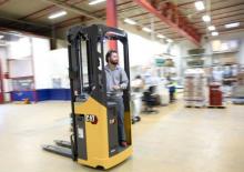 Vezetőállásos raklapemelők Caterpillar NSR20N2I