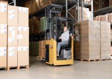 Vezetőüléses raklapemelők Caterpillar NSS20N2