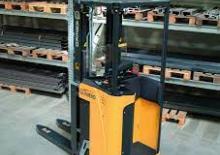 Vezetőüléses raklapemelők Actil Warehouse Trucks SA 1600