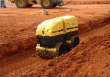 Vibrációs padkahengerek Wacker RT 82 SC