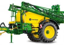 Vontatható szántóföldi permetezők John Deere M740i