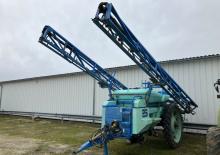 Vontatható szántóföldi permetezők Berthoud Racer 2500