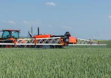 Vontatható szántóföldi permetezők Kubota XTS3-2.600l