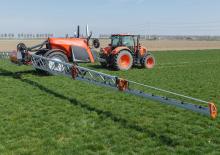 Vontatható szántóföldi permetezők Kubota XTS4-4.600l 