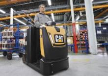 Vontatók Caterpillar NTR30N