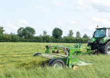 Vontatott kaszák - tárcsa és cond. Krone EasyCut 3210 CRi
